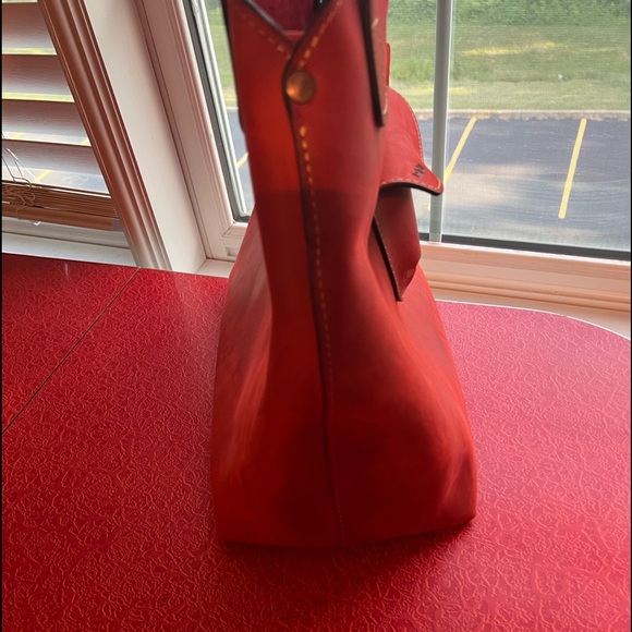 Ladybuq Alicia shoulder bag in the Large size and color Red - Picture 4 of 16